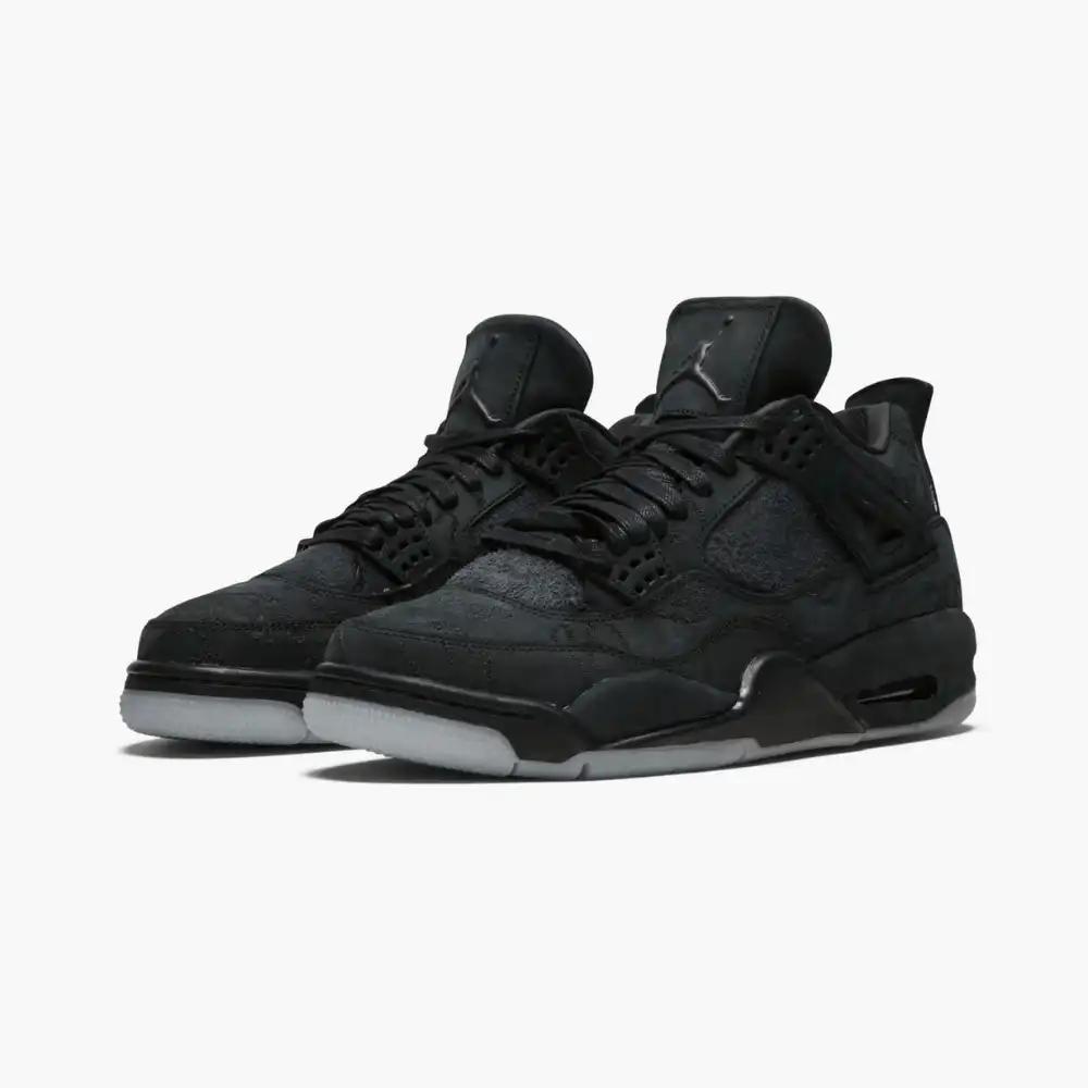 Air Jordan 4 Retro Kaws Black