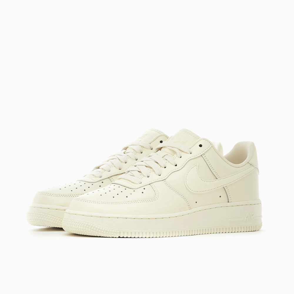 Nike Air Force 1 Leche De Coco Baja