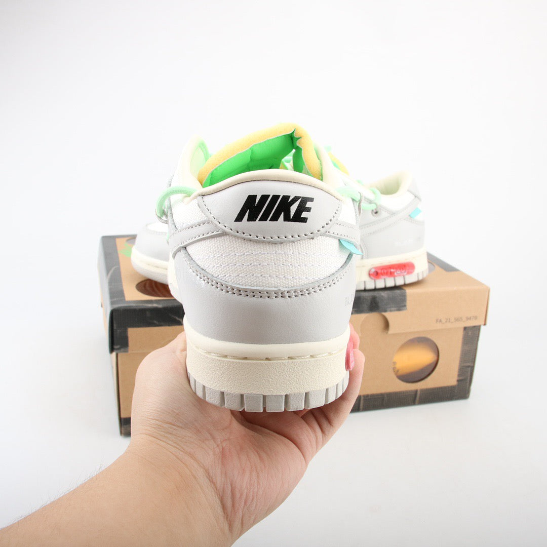 Nike Dunk Low x Off-White Lot 7:50