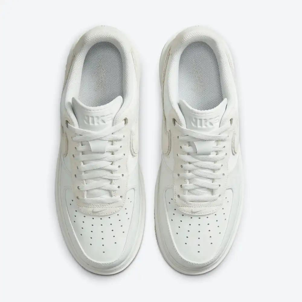 Nike Air Force 1 Low LX Summit White