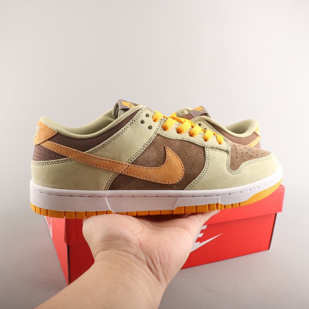 Nike Dunk Low SE Dusty Olive