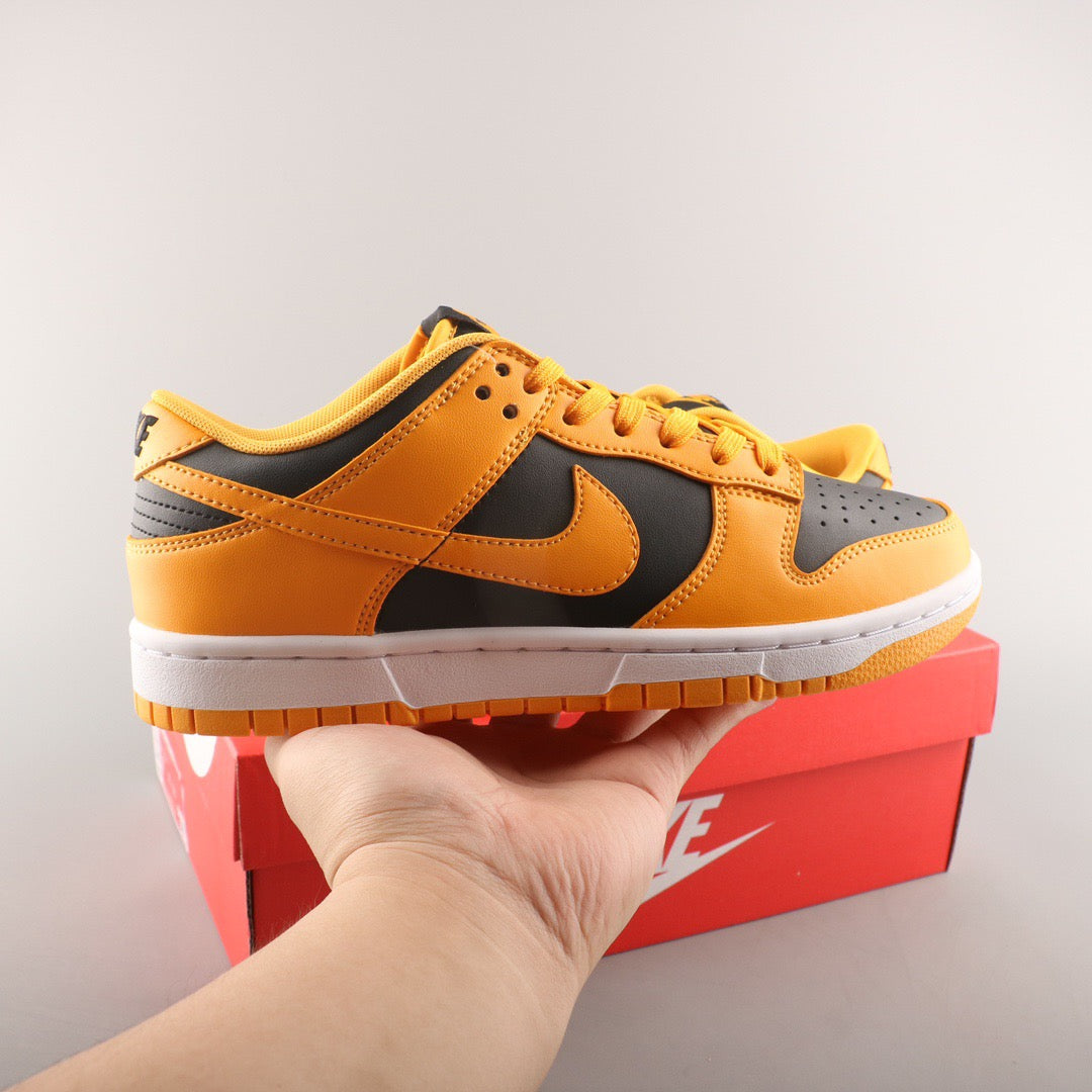 Nike Dunk Low Vara de oro