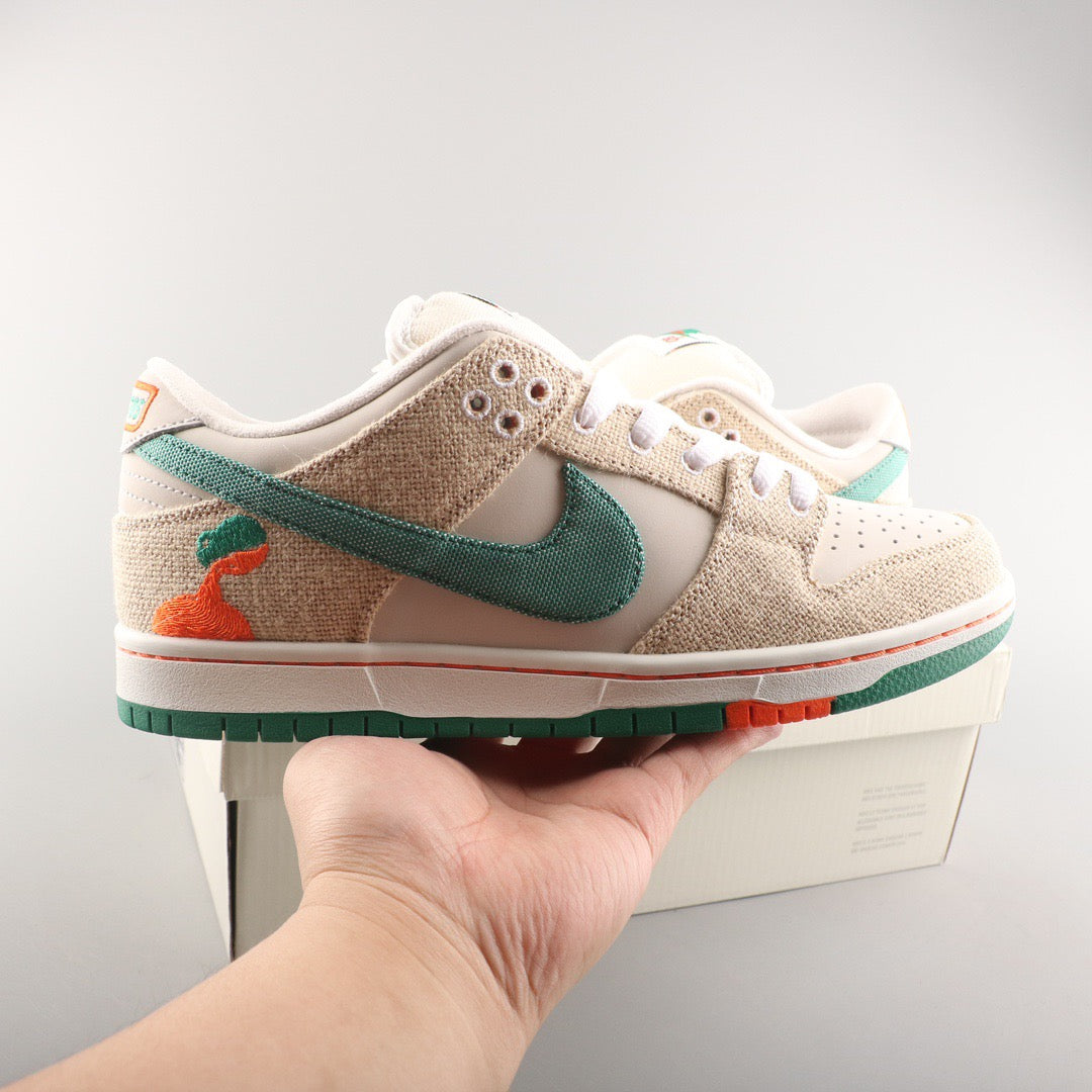 Nike Dunk Low x Jarritos Phantom Naranja Malaquita