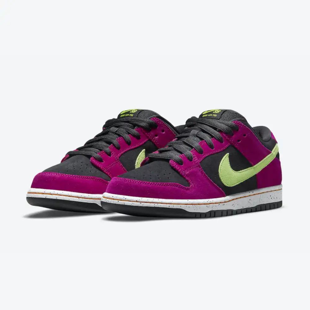 Nike Dunk Low ACG Terra Rojo Ciruela