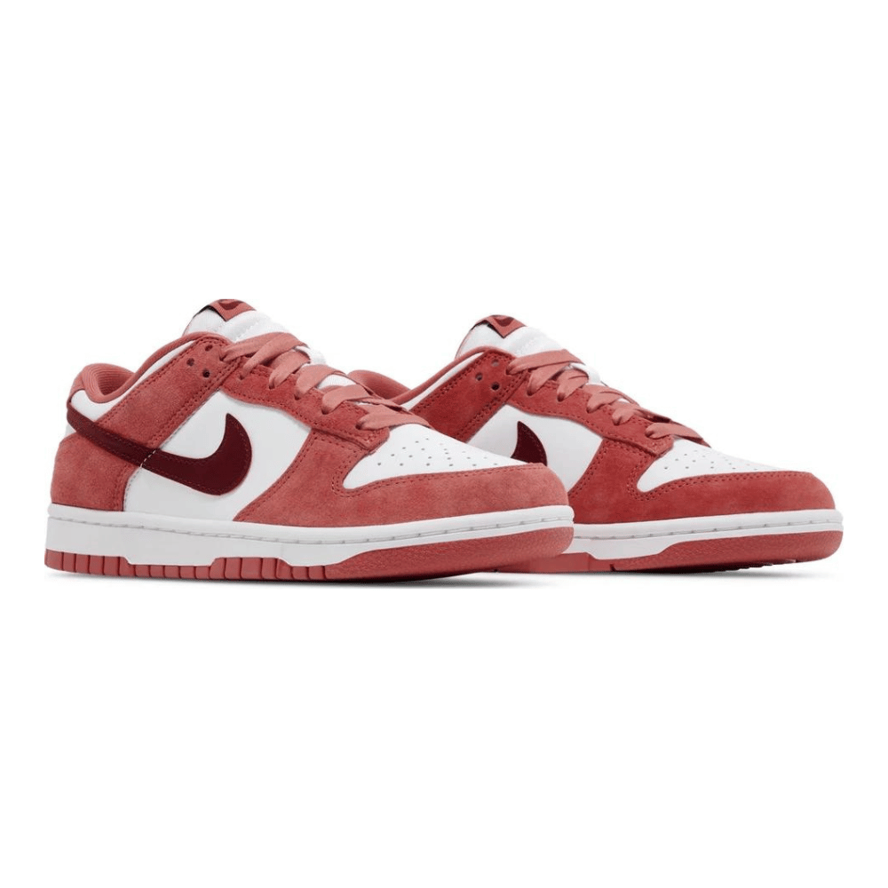 Nike Dunk Low Día de San Valentín (2024)