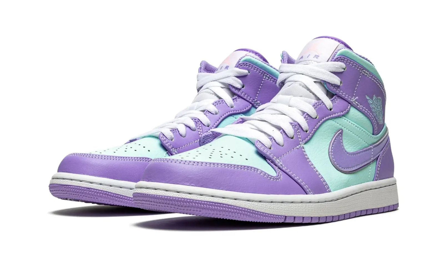 Air Jordan 1 Retro Mid Purple Aqua