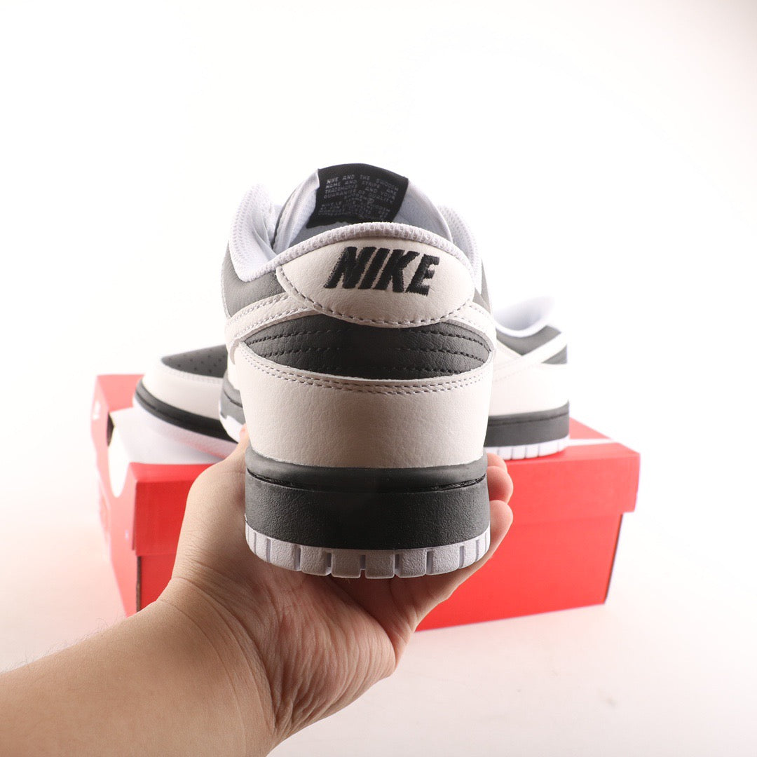 Nike Dunk Low Panda reversa