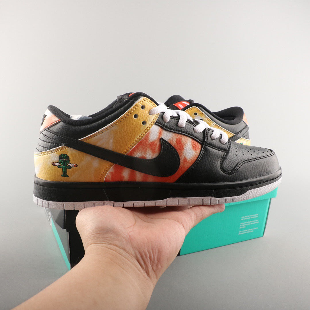 Nike Dunk Low Pro Roswell Raygun Black