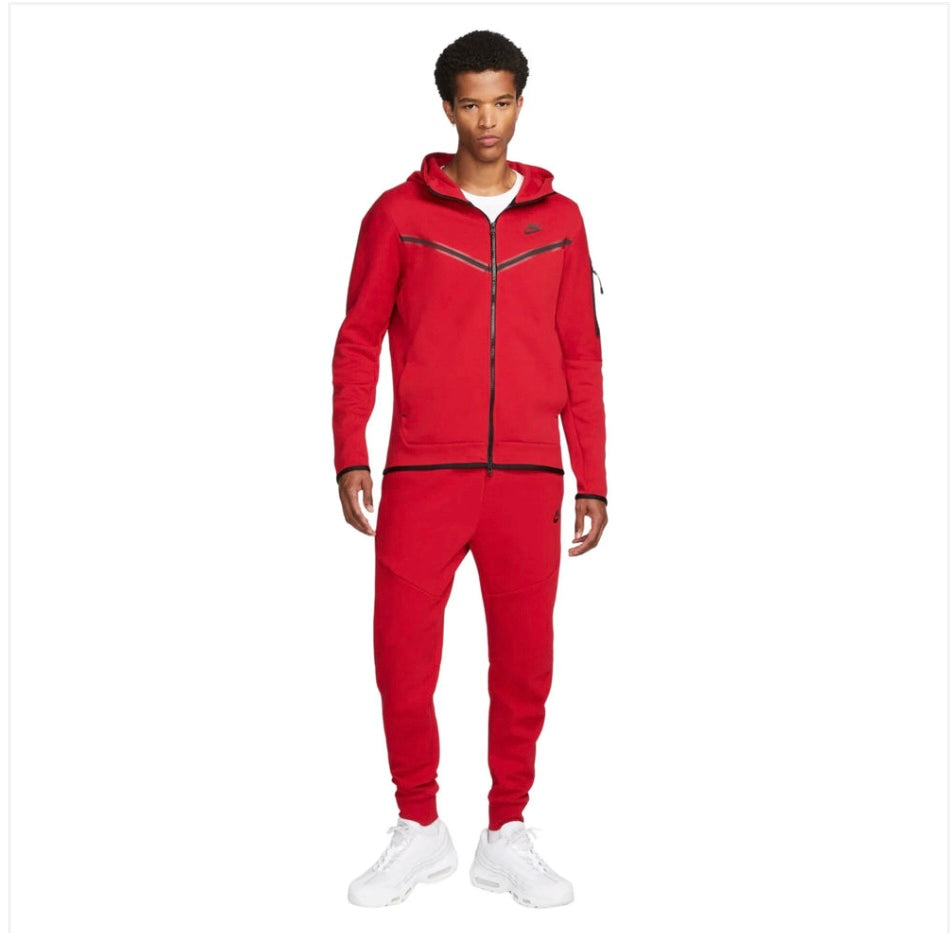 Conjunto Nike Tech Fleece Vermelho