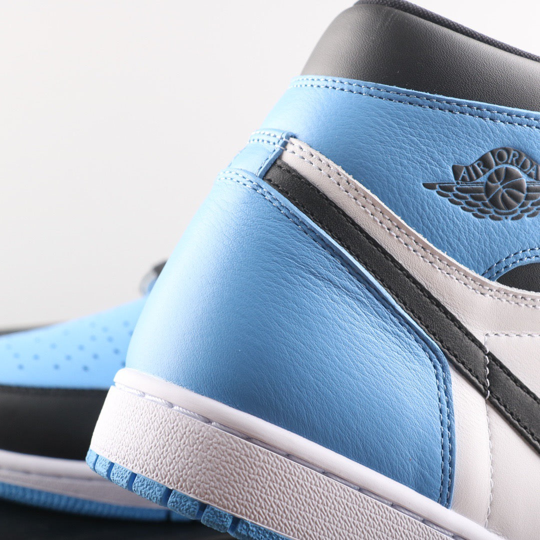 Air Jordan 1 Retro High OG University Blue