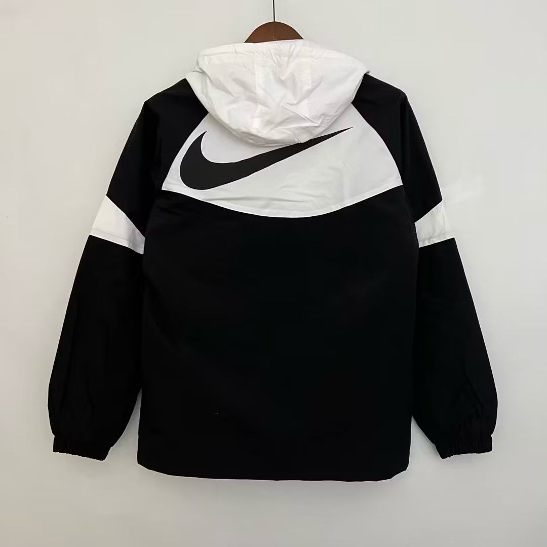 Casaco Nike Black White Double Swoosh - Hype Franco Store