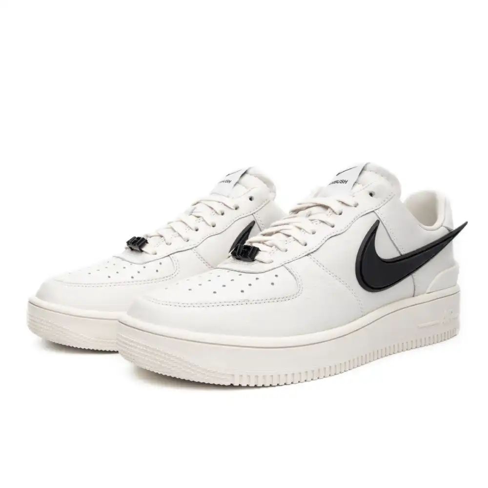 Nike Air Force 1 Low x Ambush Phantom