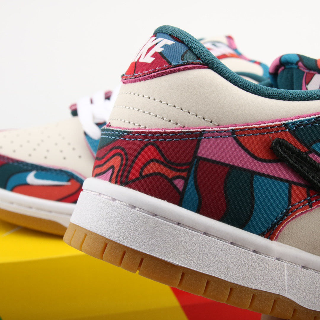 Nike Dunk Low SB x Parra Pro Arte abstracto